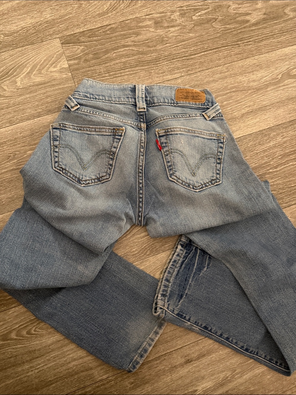Levi's Women’s Light Blue Slouch Straight 504 Leg Jeans